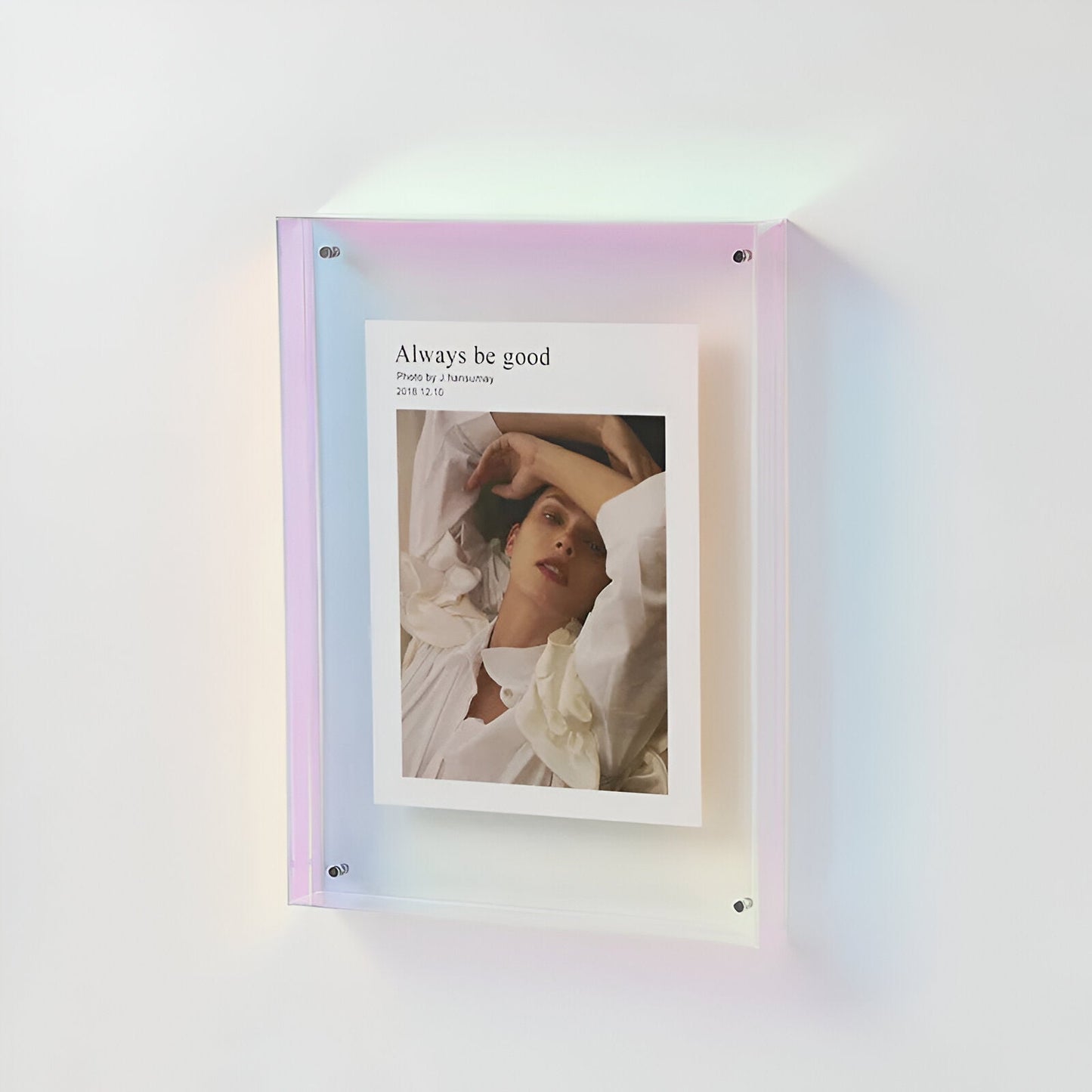 Clear acrylic floating picture frame product detail